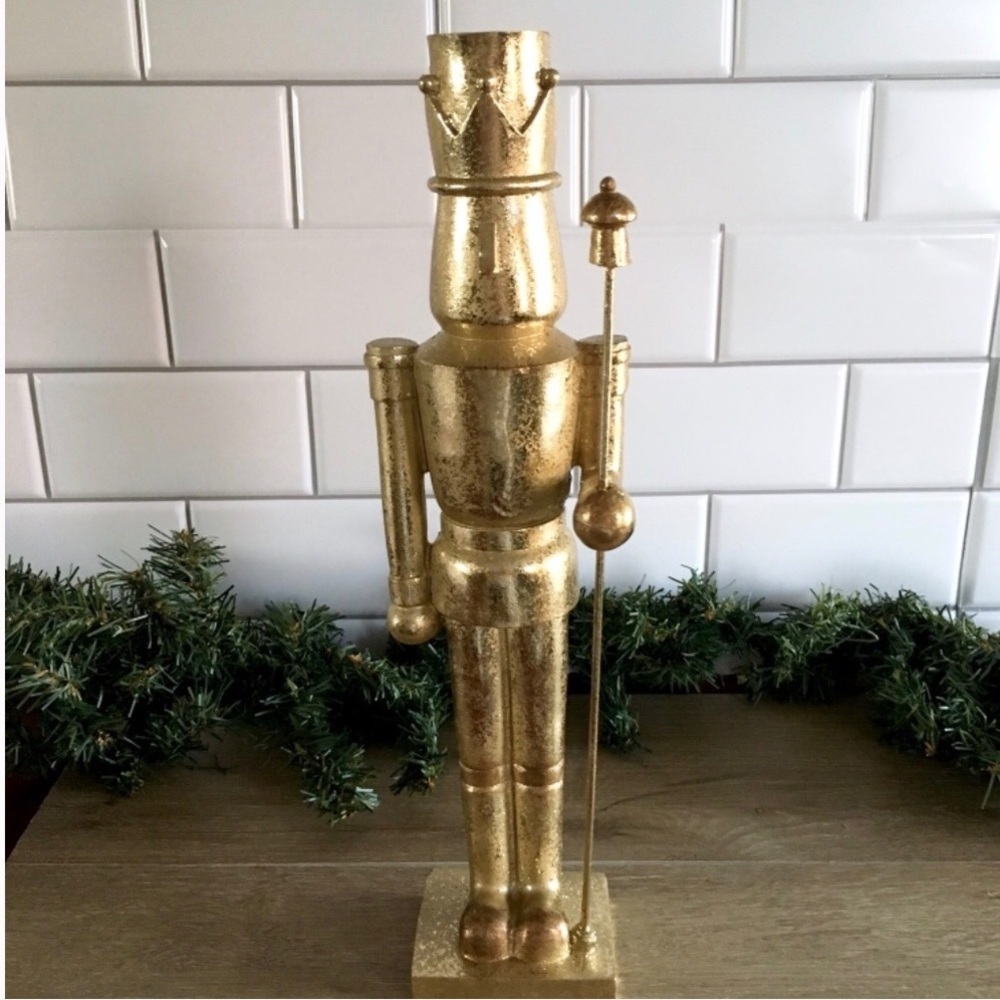 Christmas Holiday Decor Gold Nutcracker Brand New